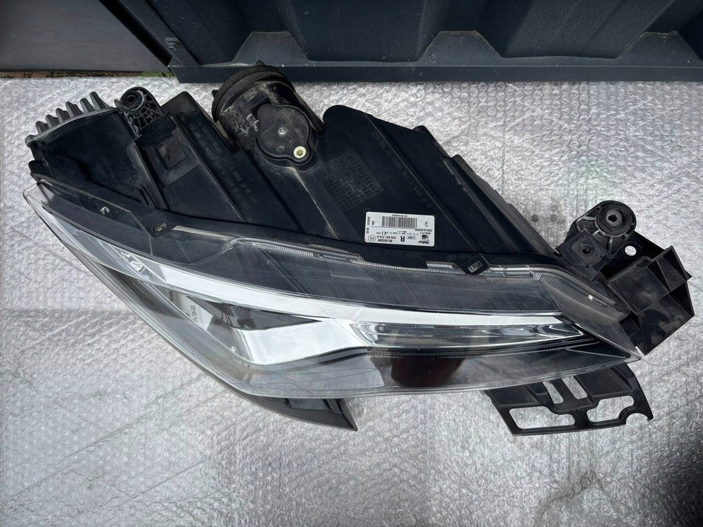 Frontscheinwerfer Seat Ateca 576941773A 576941774A Full LED Rechts oder Links