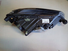 Load image into Gallery viewer, Frontscheinwerfer Skoda Superb 3V1941015B Xenon Links Scheinwerfer Headlight SCH3603145680vy