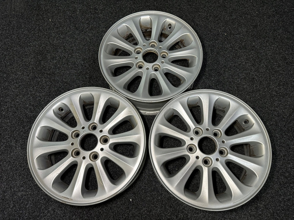 1x Alufelge 16 Zoll 6.5" 5x120 42ET 6775618 BMW E81 E87 Rim Wheel