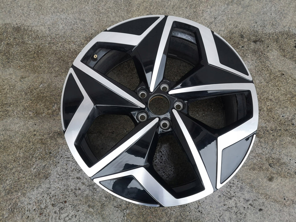 1x Alufelge 19 Zoll 7.5" 5x112 50ET 10A601025B VW Id.3 Rim Wheel FEL7470204125ed