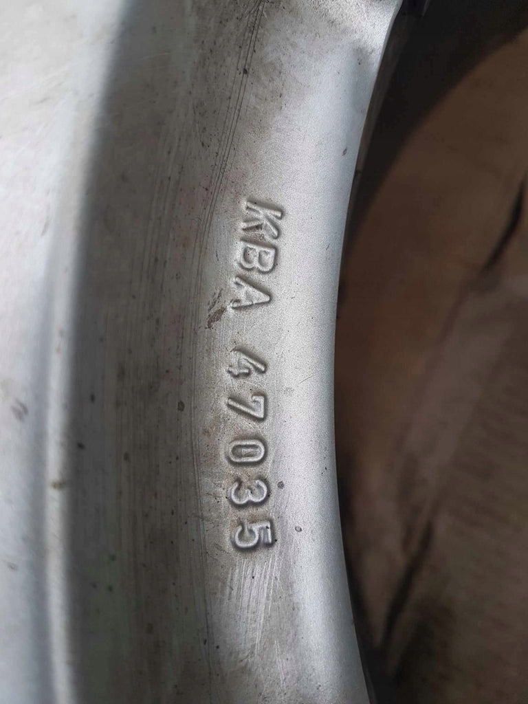 1x Alufelge 18 Zoll 8.5" 5x114.3 45ET Glanz Silber KBA74035 Rim Wheel FEL8950340491vl