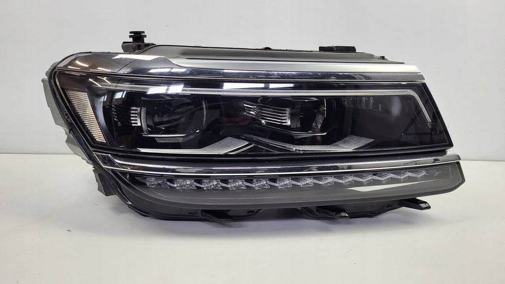 Frontscheinwerfer VW Tiguan 5NN941082 LED Rechts Scheinwerfer Headlight