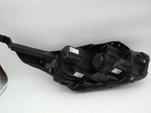 Laden Sie das Bild in den Galerie-Viewer, Frontscheinwerfer Kia Ceed 92101J7500 Full LED Ein Stück (Rechts oder Links)