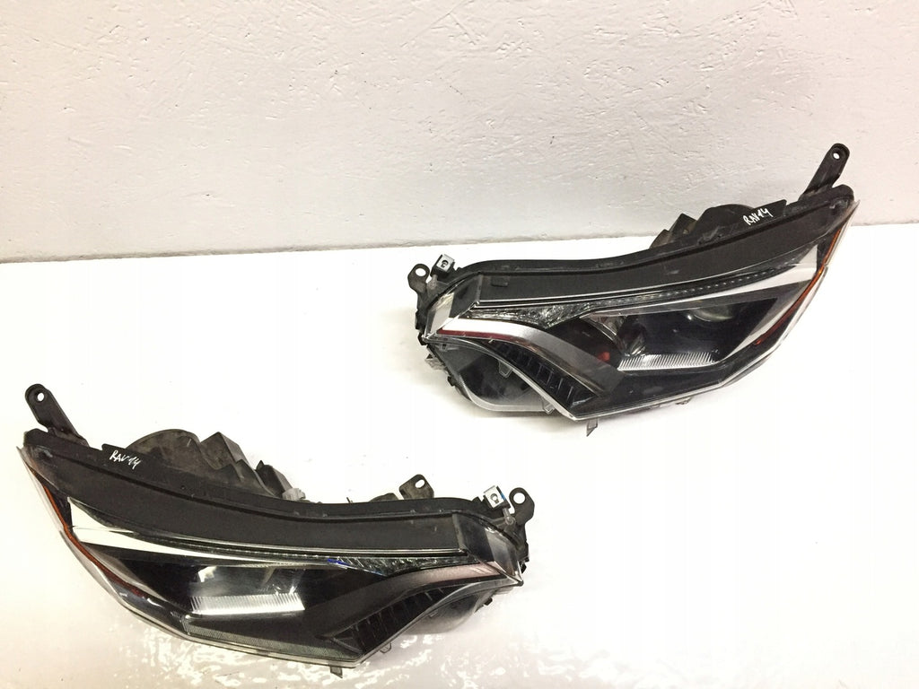 Frontscheinwerfer Toyota 809995F500 LED Ein Stück (Rechts oder Links) Headlight