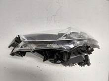 Laden Sie das Bild in den Galerie-Viewer, Frontscheinwerfer Mazda 2 Links Scheinwerfer Headlight SCH8030982738ib