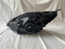 Laden Sie das Bild in den Galerie-Viewer, Frontscheinwerfer Honda Civic TYC206251052 Vorderseite Scheinwerfer Headlight