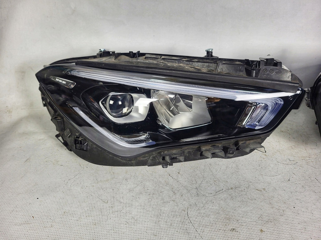 Frontscheinwerfer Mercedes-Benz Cla A1189068300 A1189068400 Ein Satz Headlight SCH2992526744rl