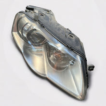 Laden Sie das Bild in den Galerie-Viewer, Frontscheinwerfer VW Passat 3C0941752G Xenon Rechts Scheinwerfer Headlight