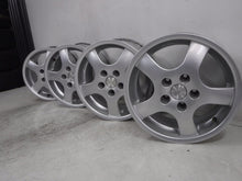 Laden Sie das Bild in den Galerie-Viewer, 4x Alufelge 15 Zoll 6.5" 5x112 40ET 44882 Audi Rim Wheel FEL3460670555cp