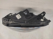 Laden Sie das Bild in den Galerie-Viewer, Frontscheinwerfer Mercedes-Benz W246 A2469062601 LED Links Headlight SCH1339731722bg