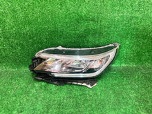 Load image into Gallery viewer, Frontscheinwerfer Honda Cr-V IV Rechts Scheinwerfer Headlight SCH3546123975pk
