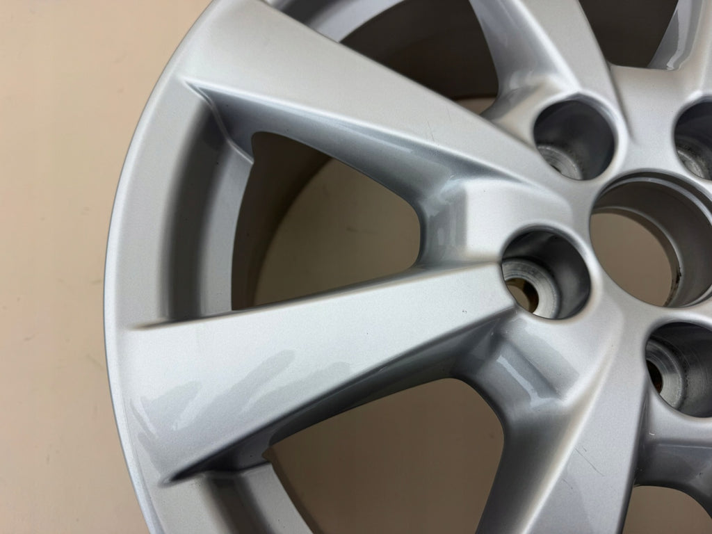 1x Alufelge 17 Zoll 7.0" 5x114.3 Toyota Avensis Rim Wheel FEL4347508107od