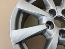 Load image into Gallery viewer, 1x Alufelge 17 Zoll 7.0" 5x114.3 Toyota Avensis Rim Wheel FEL4347508107od