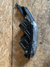 Laden Sie das Bild in den Galerie-Viewer, Frontscheinwerfer Kia Proceed 92102-J7500 LED Rechts Scheinwerfer Headlight SCH4211174033mv
