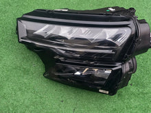 Laden Sie das Bild in den Galerie-Viewer, Frontscheinwerfer Skoda Karoq 57B941009 LED Links Scheinwerfer Headlight SCH6559711959ju