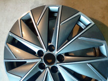 Load image into Gallery viewer, 1x Alufelge 17 Zoll 6.5&quot; 5x100 40ET Glanz Grau 658601025AA Mg Kamiq Rim Wheel