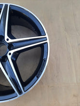 Laden Sie das Bild in den Galerie-Viewer, 1x Alufelge 18 Zoll 7.5&quot; 5x120 A5054014800 Mercedes-Benz W205 Rim Wheel