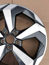 Laden Sie das Bild in den Galerie-Viewer, 1x Alufelge 18 Zoll 6UA9A-BAX Nissan Qashqai III J12 Rim Wheel FEL4882874502dy
