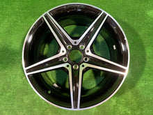 Laden Sie das Bild in den Galerie-Viewer, 1x Alufelge 18 Zoll 8.5&quot; 5x112 49ET A2054017200 Mercedes-Benz W205 Rim Wheel