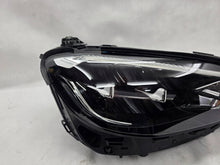 Laden Sie das Bild in den Galerie-Viewer, Frontscheinwerfer Mercedes-Benz W213 A2139067609 Rechts Scheinwerfer Headlight SCH9650271095nx
