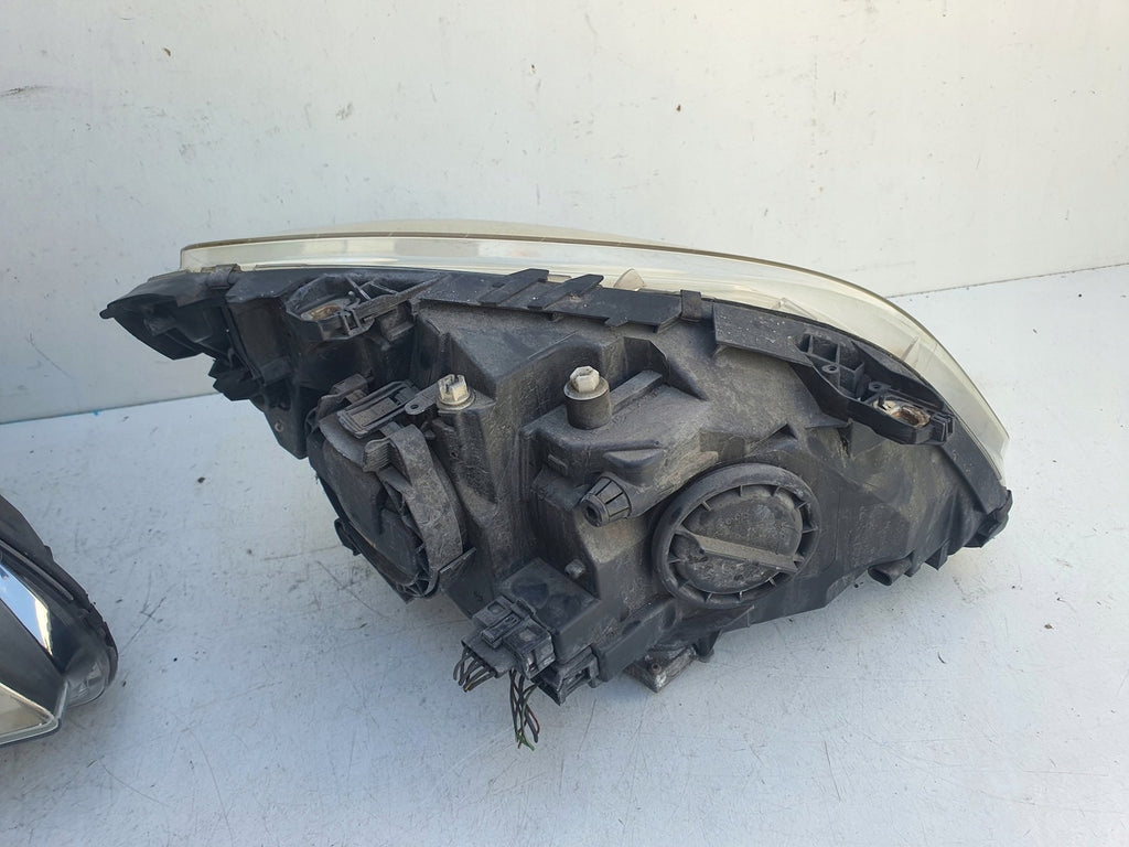 Frontscheinwerfer Mercedes-Benz W245 0301220285 Xenon Ein Satz Headlight