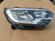 Laden Sie das Bild in den Galerie-Viewer, Frontscheinwerfer Renault Express 00215078-3 Rechts Scheinwerfer Headlight SCH8156569399dj