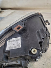 Load image into Gallery viewer, Frontscheinwerfer Audi A4 B7 8E0941003A Links Scheinwerfer Headlight