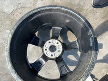 Laden Sie das Bild in den Galerie-Viewer, 1x Alufelge 19 Zoll 8.5" 5x112 8V0601025FC Audi A3 Rim Wheel FEL7607811469lx