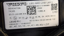 Laden Sie das Bild in den Galerie-Viewer, Frontscheinwerfer Volvo 32404709 Links Scheinwerfer Headlight SCH2416920119lk