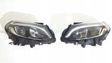 Laden Sie das Bild in den Galerie-Viewer, Frontscheinwerfer Mercedes-Benz W246 A2469066901 LED Rechts oder Links