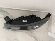 Laden Sie das Bild in den Galerie-Viewer, Frontscheinwerfer Ford Focus MX7B-13E015-EB FULL LED Links Headlight