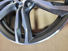 Laden Sie das Bild in den Galerie-Viewer, 1x Alufelge 19 Zoll 8.0" 5x120 37ET Glanz Silber 7849120 BMW F39 X1 F48 FEL9522898871el