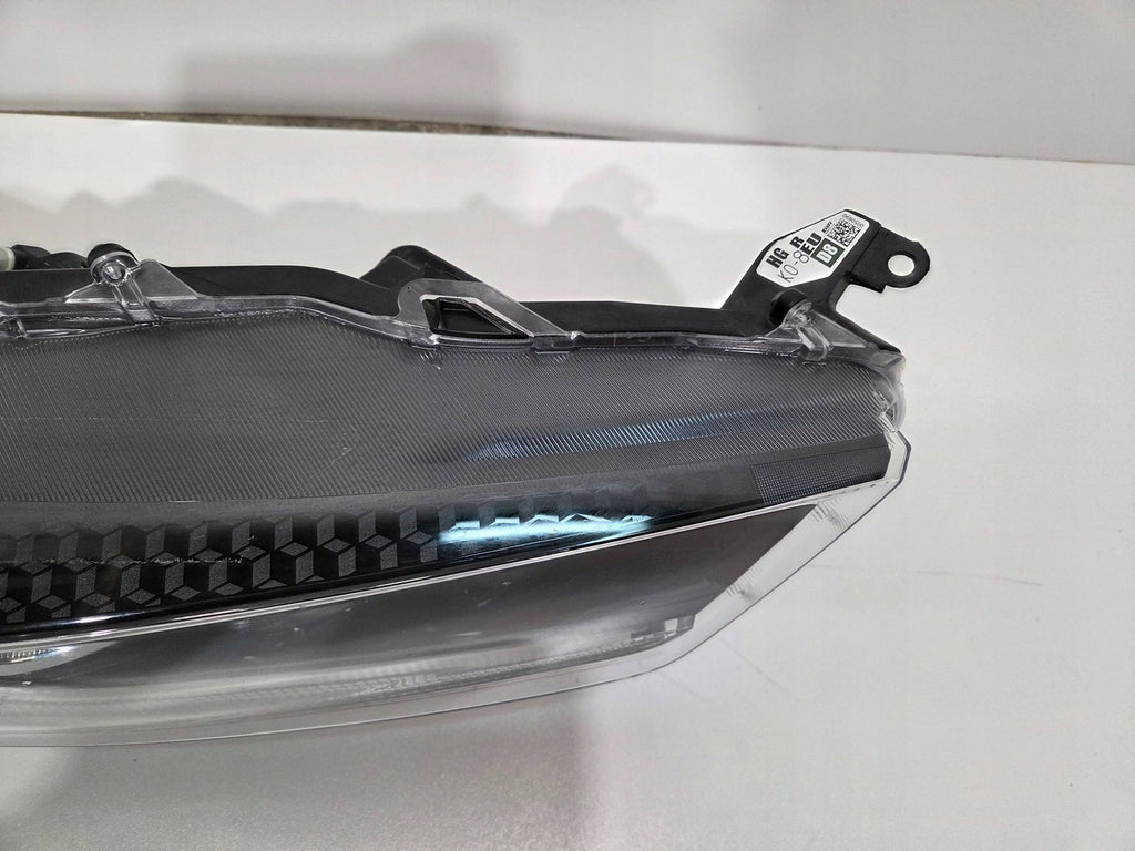 Frontscheinwerfer Toyota 4 Yaris ZPR1101 Full LED Rechts Scheinwerfer Headlight