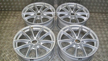 Laden Sie das Bild in den Galerie-Viewer, 4x Alufelge 17 Zoll 7.5" 5x112 27ET Glanz Silber 6868217 BMW 5 G30 G32 G11 FEL5069586299vu