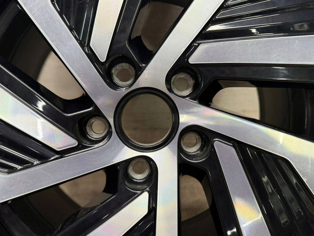 1x Alufelge 16 Zoll 7.0" 5x112 48ET Glanz Silber 5H0601025A VW Golf Viii FEL1971590646li