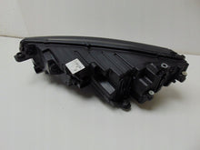 Laden Sie das Bild in den Galerie-Viewer, Frontscheinwerfer Skoda Octavia IV 5E4941016 LED Rechts Scheinwerfer Headlight SCH6849629456ep