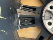 Laden Sie das Bild in den Galerie-Viewer, 1x Alufelge 17 Zoll 5x112 57A601025C Skoda Karoq Rim Wheel FEL2860742740ee