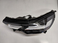 Laden Sie das Bild in den Galerie-Viewer, Frontscheinwerfer Renault Captur II 260604753R Links Scheinwerfer Headlight SCH5958666267qx