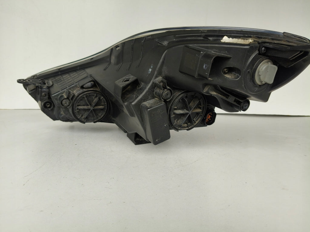 Frontscheinwerfer Hyundai Ix20 Rechts Scheinwerfer Headlight SCH3824013161ai