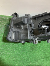Laden Sie das Bild in den Galerie-Viewer, Frontscheinwerfer BMW 3 F34 63117470436 Rechts Scheinwerfer Headlight SCH6545119618hu