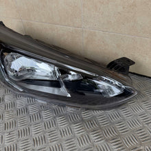 Laden Sie das Bild in den Galerie-Viewer, Frontscheinwerfer Ford Focus MX7B-13E014-CC LED Rechts Scheinwerfer Headlight SCH4830374731gc