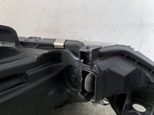 Laden Sie das Bild in den Galerie-Viewer, Frontscheinwerfer Mitsubishi III 8301D3-31 LED Links Scheinwerfer Headlight