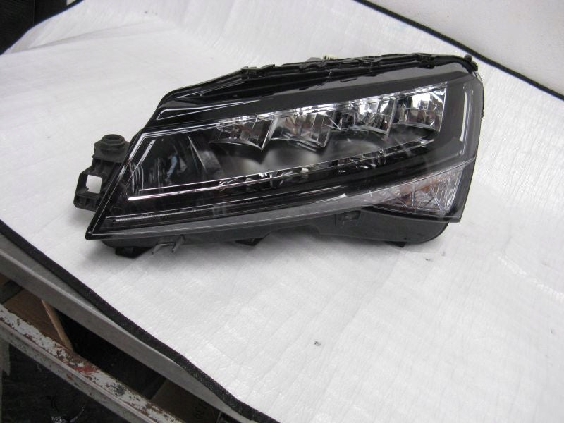 Frontscheinwerfer Skoda Superb 3V1941015C 782505457 Full LED Links Headlight SCH8253215204fb