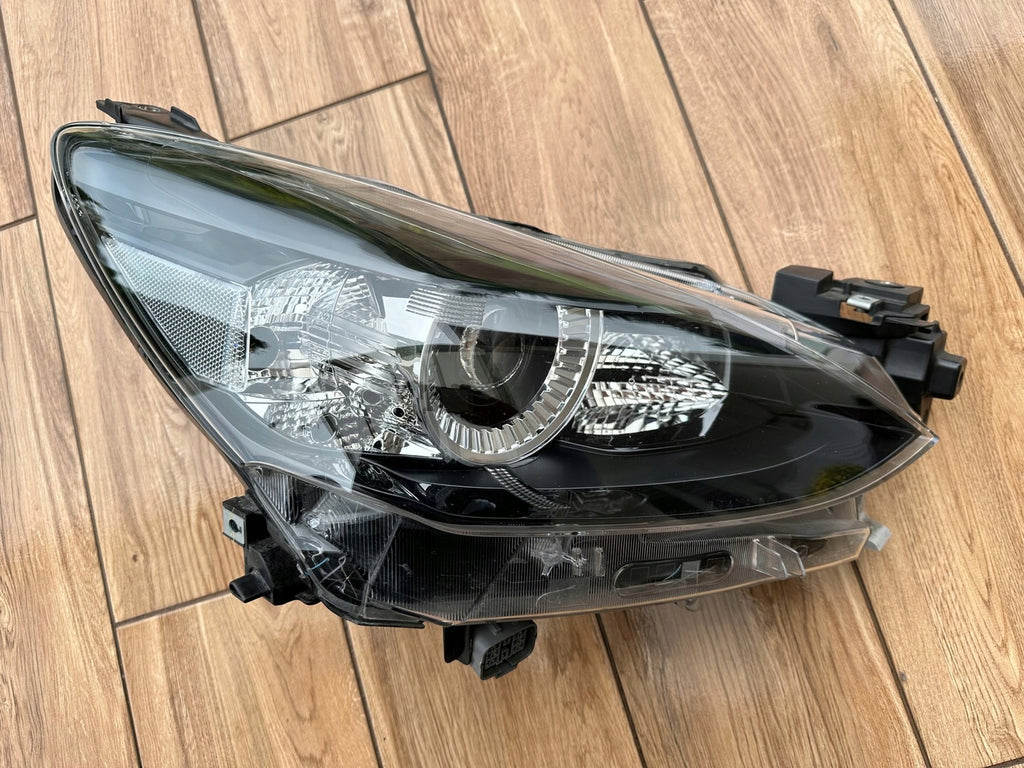 Frontscheinwerfer Mazda Demio D43N-51030 LED Rechts Scheinwerfer Headlight