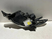 Laden Sie das Bild in den Galerie-Viewer, Frontscheinwerfer Mazda 5 Ein Satz Scheinwerfer Headlight SCH4066746290xc
