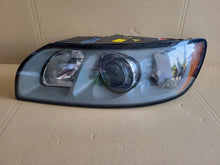 Load image into Gallery viewer, Frontscheinwerfer Volvo S40 30698889 Links Scheinwerfer Headlight SCH5179689189bx