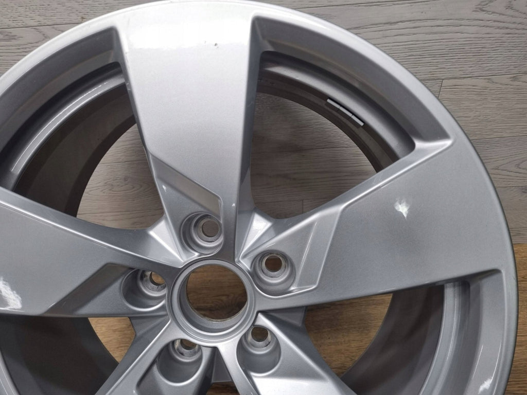 1x Alufelge 17 Zoll 8.0" 5x112 47ET Glanz Silber 8S0601025BA Audi Tt Rim Wheel FEL1682920428qs