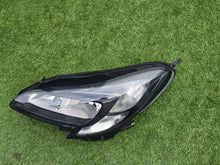 Load image into Gallery viewer, Frontscheinwerfer Opel Corsa E 39108222 Links Scheinwerfer Headlight SCH5265083433pv