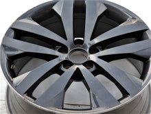 Laden Sie das Bild in den Galerie-Viewer, 1x Alufelge 17 Zoll 7.0&quot; 5x100 41ET 5J0601025N Skoda Fabia Rim Wheel