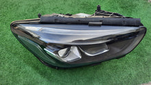 Laden Sie das Bild in den Galerie-Viewer, Frontscheinwerfer Mercedes-Benz W247 A2479062603 FULL LED Rechts Headlight